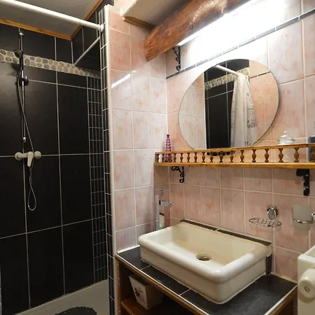 Сasa de vacaciones Modern Spacious Mettet