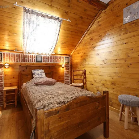 Modern Spacious * Mettet