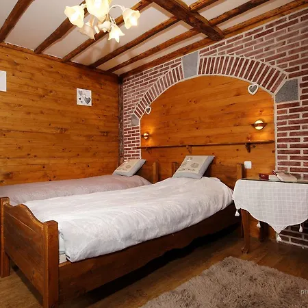 Spacious Holkiday In With Large Garden * Mettet