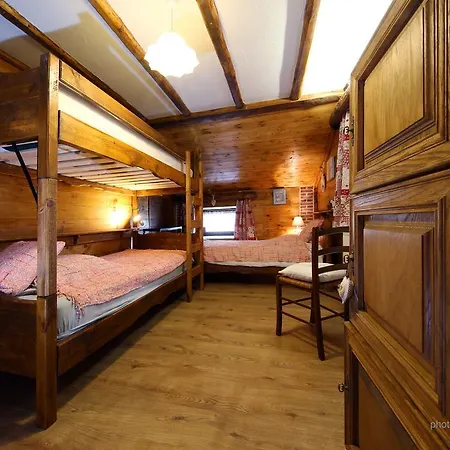 Spacious Holkiday In With Large Garden Holiday home *