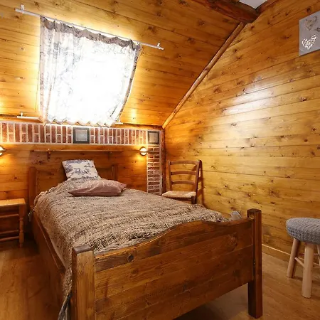 Spacious Holkiday In With Large Garden Holiday home *